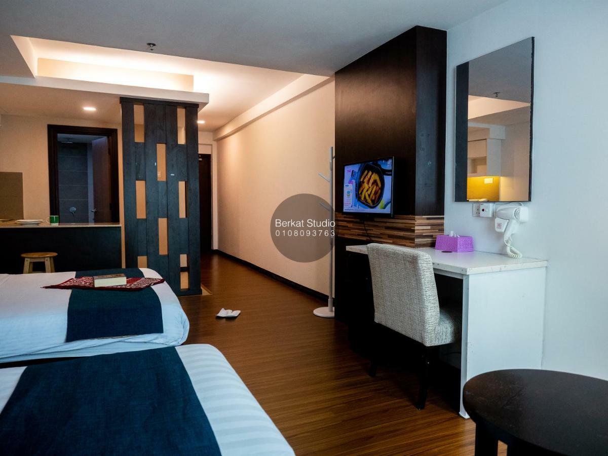 Berkat Studio Hotel Kota Bharu Exterior photo