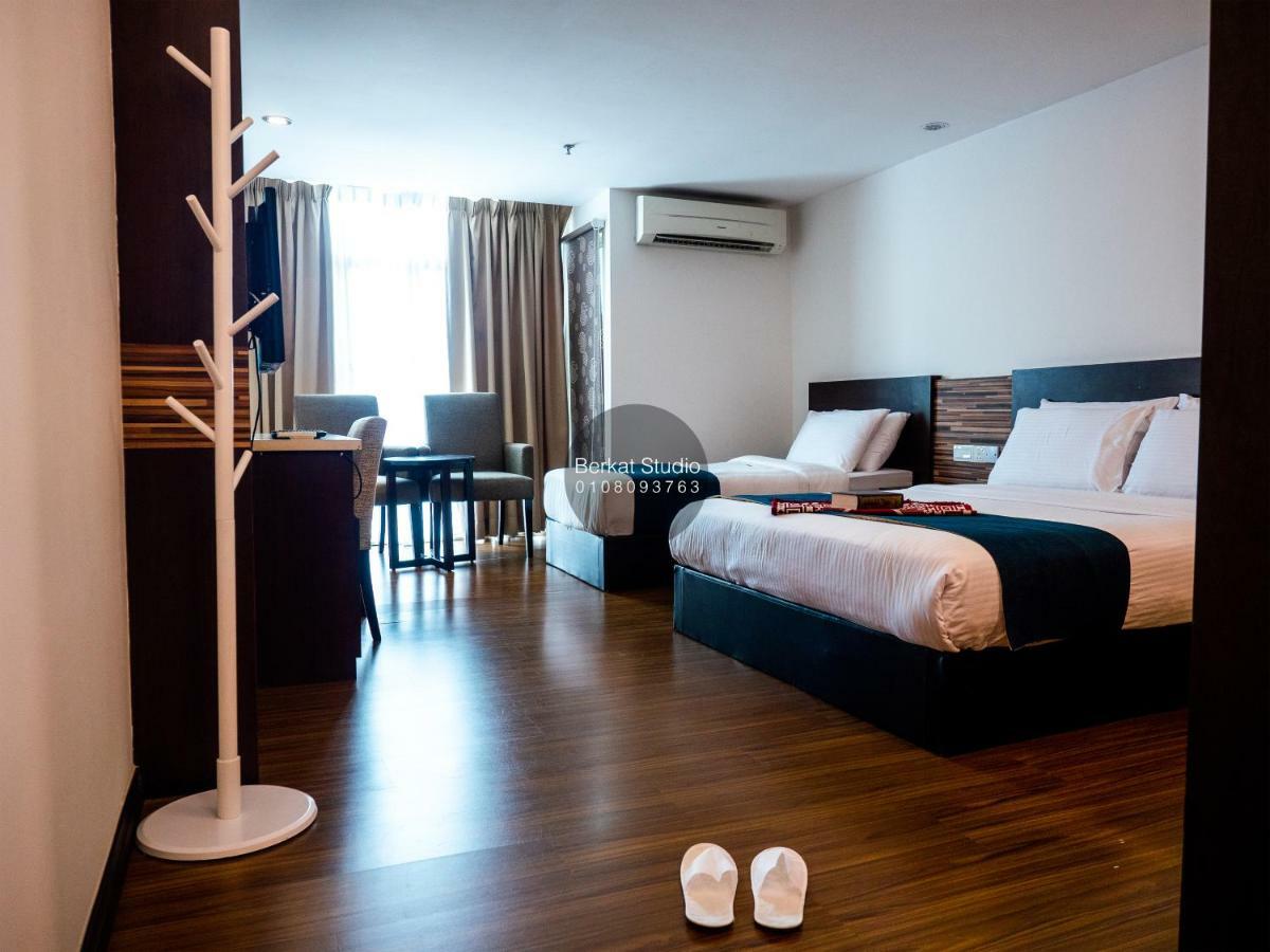 Berkat Studio Hotel Kota Bharu Exterior photo